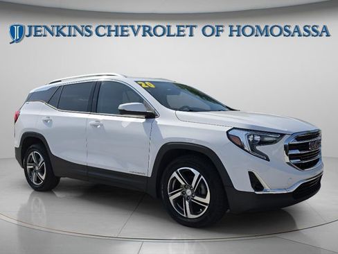 Used 2020 GMC Terrain SLT FWD image 2