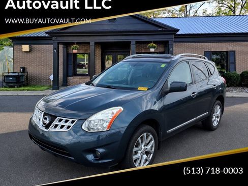 Used 2013 Nissan Rogue SL FWD image 1