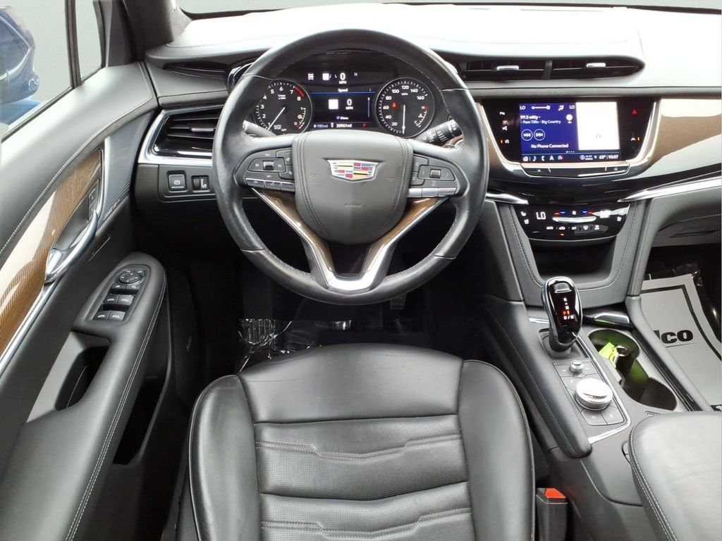 Used 2023 Cadillac XT6 Premium Luxury w/ Platinum Package AWD/4WD image 9