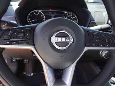 New 2026 Nissan Altima 2.5 SV FWD image 17