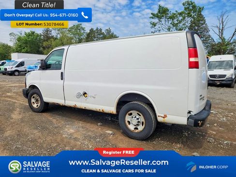 Used 2012 Chevrolet Express 3500 RWD image 3
