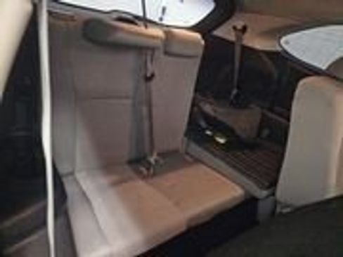 Used 2022 Toyota Highlander L image 13