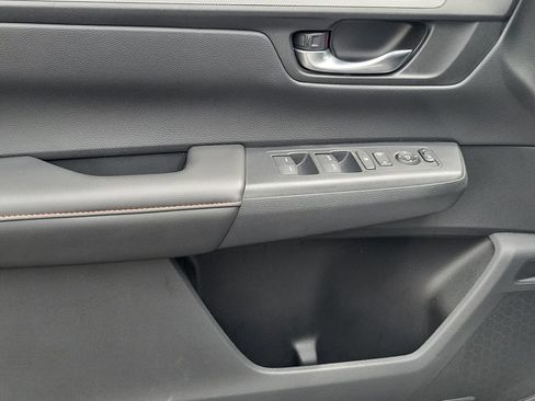 Used 2025 Honda CR-V Sport image 21
