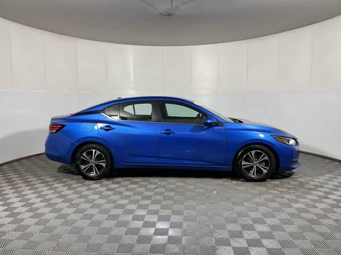 Used 2023 Nissan Sentra SV image 9