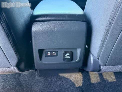 Used 2025 Nissan Frontier PRO-4X w/ Pro Convenience Package AWD/4WD image 19