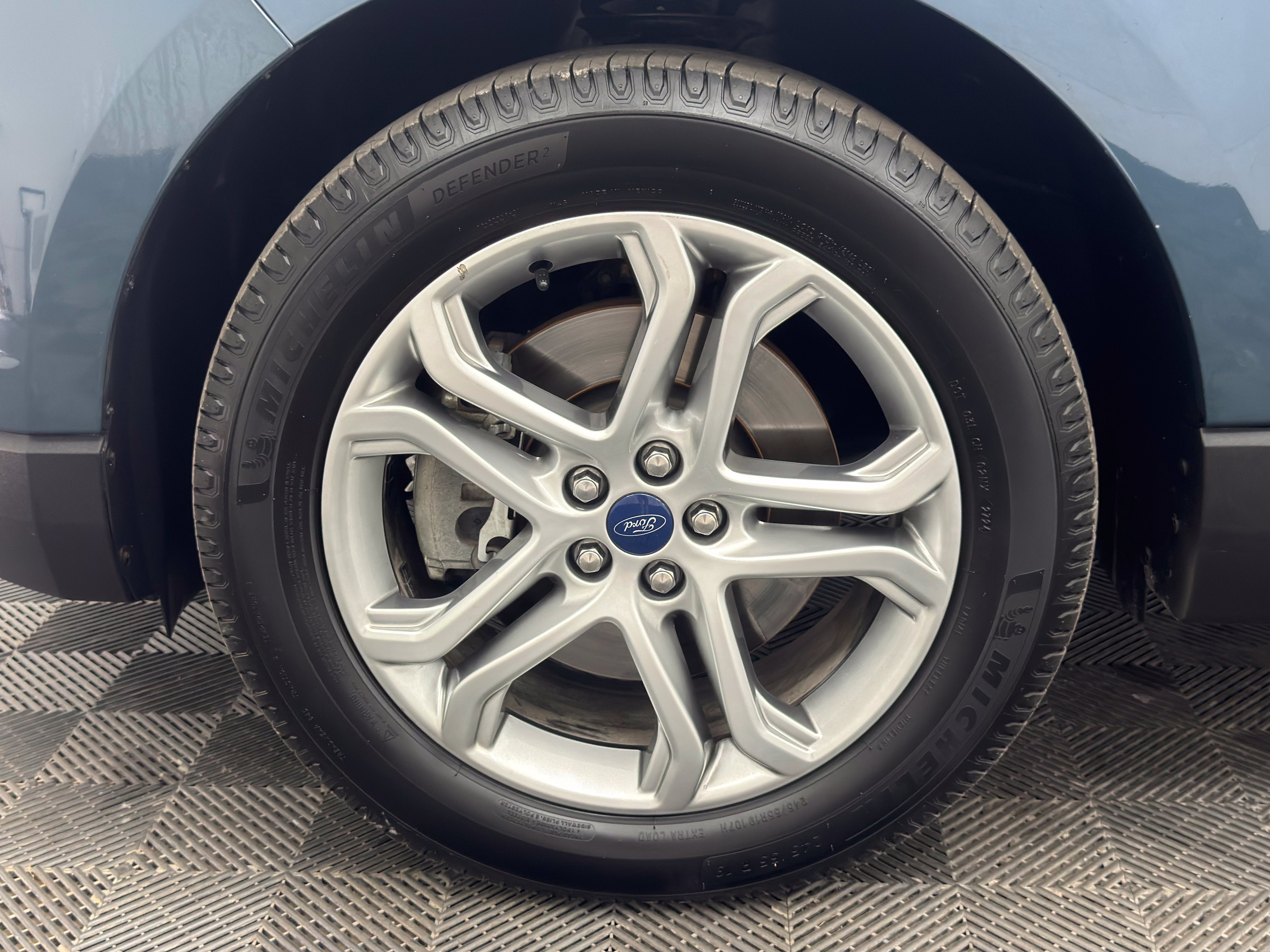 Used 2016 Ford Edge Titanium w/ Equipment Group 301A AWD/4WD image 17