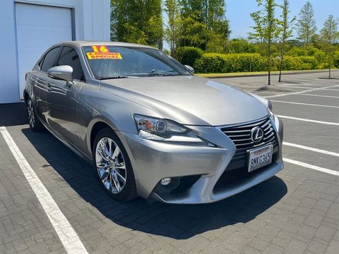 Used 2016 Lexus IS 200t RWD image 1