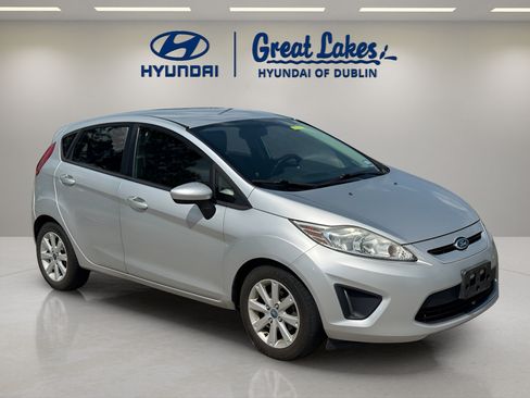 Used 2012 Ford Fiesta SE FWD image 7
