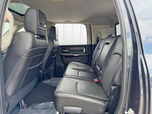Used 2015 RAM 3500 Laramie image 37