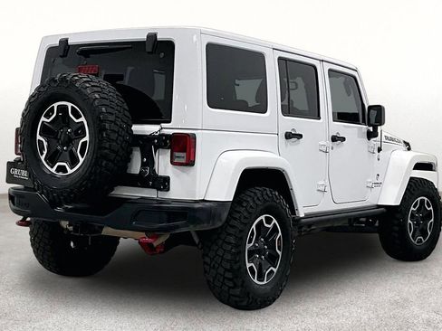 Used 2015 Jeep Wrangler Unlimited Rubicon AWD/4WD image 2