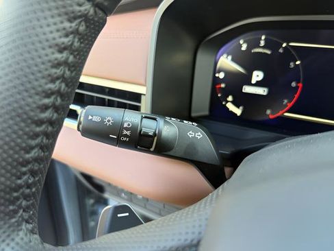 New 2026 Mitsubishi Outlander SEL FWD image 14