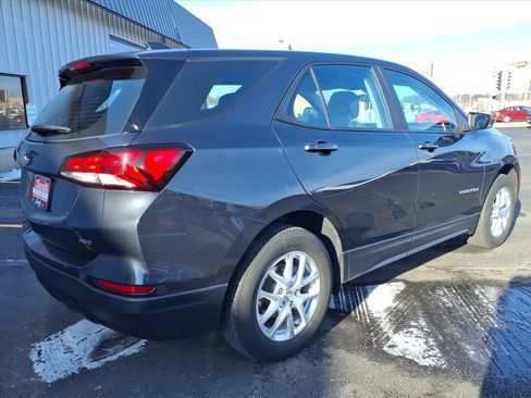 Certified 2022 Chevrolet Equinox LS image 3