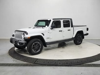 Used 2022 Jeep Gladiator Overland w/ Popular Equipment Package