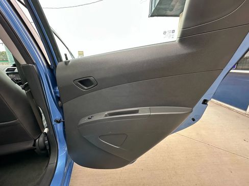 Used 2014 Chevrolet Spark LT image 33