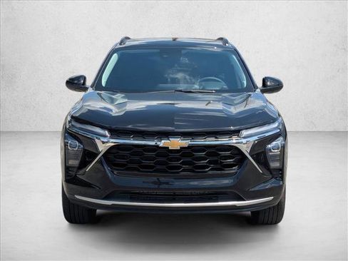 New 2026 Chevrolet Trax LT w/ Driver Confidence Package FWD image 6