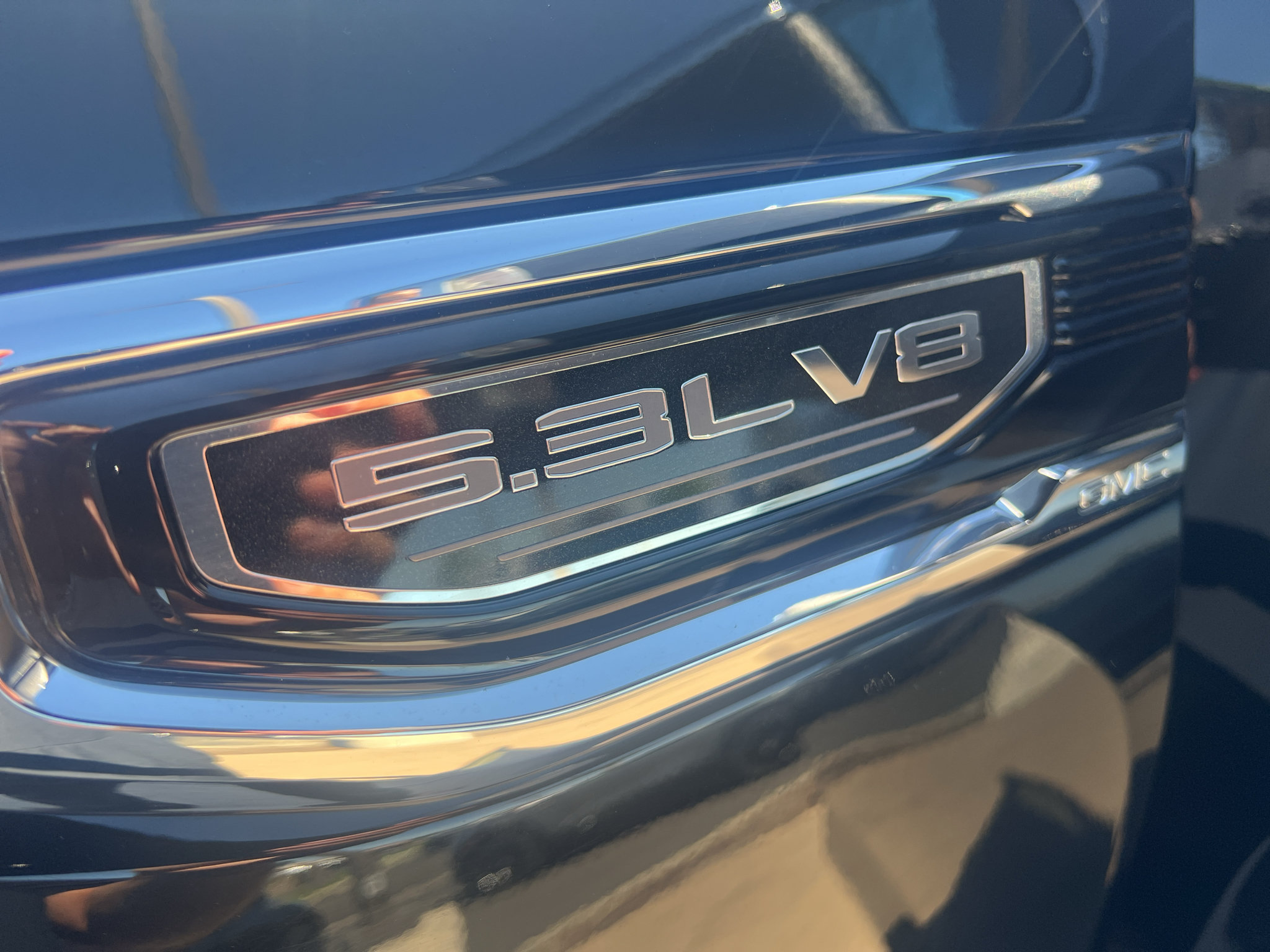 Used 2025 GMC Sierra 1500 SLT AWD/4WD image 18