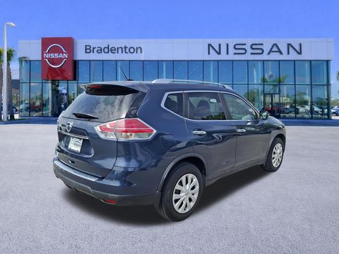 Used 2016 Nissan Rogue S w/ Appearance Package FWD image 5