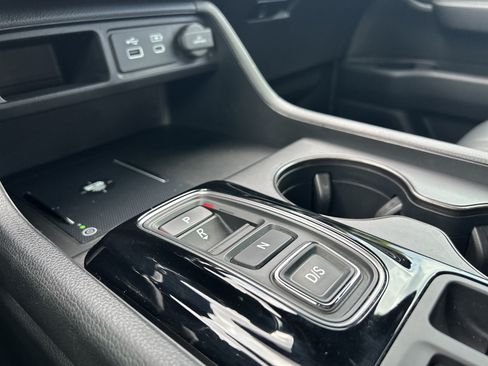 Certified 2025 Honda Pilot TrailSport image 16