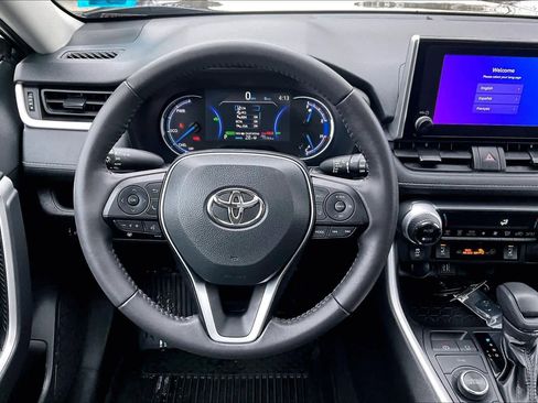 Certified 2024 Toyota RAV4 XLE w/ Convenience Package image 5