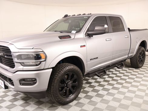 Used 2019 RAM 2500 Laramie w/ Night Edition AWD/4WD image 11
