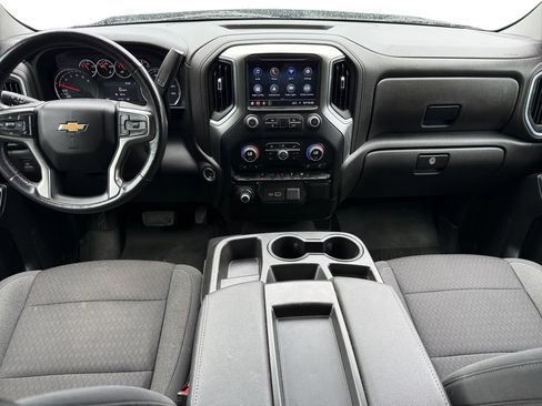 Used 2022 Chevrolet Silverado 1500 LT AWD/4WD image 10