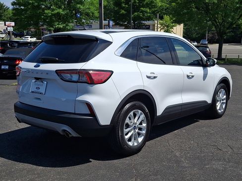 Certified 2021 Ford Escape SE FWD image 6