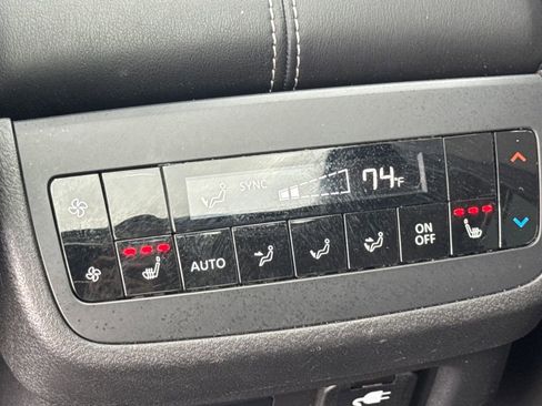 Used 2023 Nissan Pathfinder Platinum AWD/4WD image 33