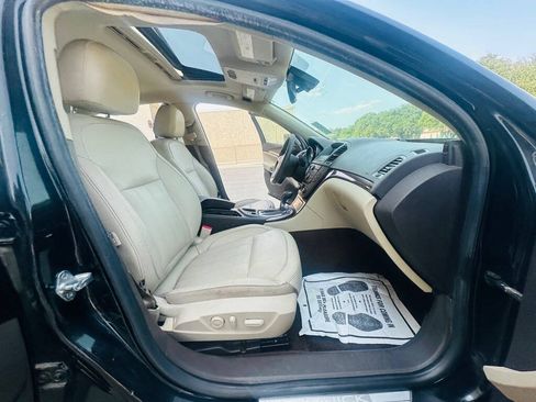 Used 2012 Buick Regal Premium FWD image 21