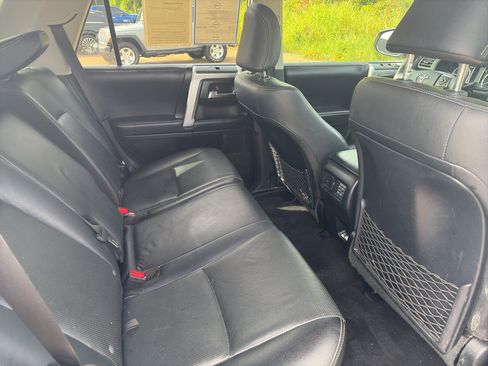 Used 2022 Toyota 4Runner Limited RWD image 16