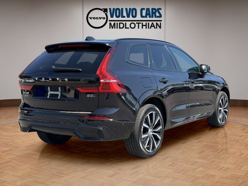 Used 2024 Volvo XC60 B5 Plus w/ Protection Package Premier AWD/4WD image 19
