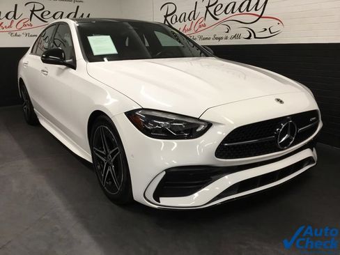 Used 2022 Mercedes-Benz C 300 4MATIC Sedan image 3