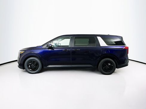 Used 2025 Kia Carnival FWD image 4
