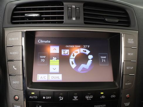 Used 2014 Lexus IS 250C 250 w/ Luxury Package image 47