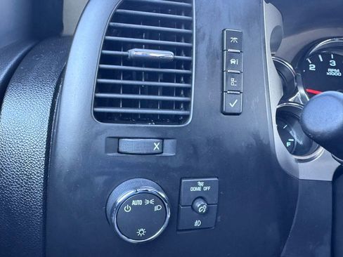 Used 2009 Chevrolet Silverado 1500 LT w/ Power Pack Plus AWD/4WD image 30