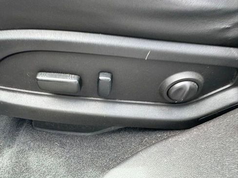 Used 2017 Buick Enclave Premium AWD/4WD image 20