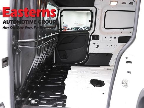 Used 2021 RAM ProMaster City Tradesman SLT FWD image 21