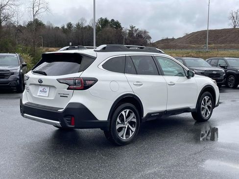 Used 2022 Subaru Outback Touring w/ Popular Package #2 image 28