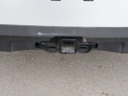 Used 2023 Nissan Pathfinder Platinum image 19