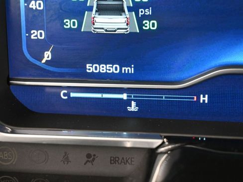 Used 2022 Chevrolet Silverado 1500 RST image 33