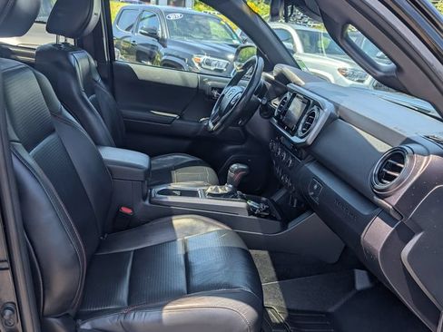 Used 2019 Toyota Tacoma TRD Pro AWD/4WD image 19