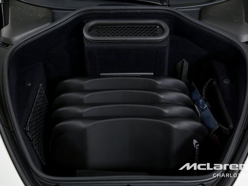 Used 2024 McLaren 750S Spider RWD image 18