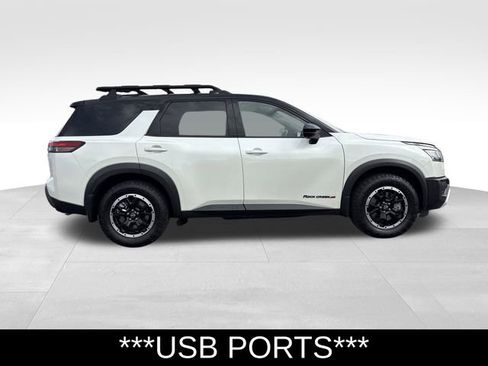 Used 2024 Nissan Pathfinder Rock Creek AWD/4WD image 3