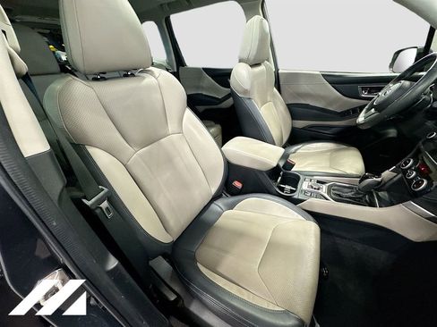 Used 2023 Subaru Forester Limited image 33
