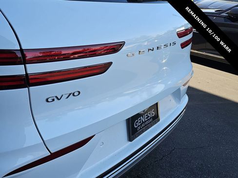 Used 2026 Genesis Electrified GV70 image 11