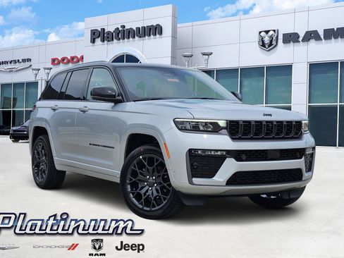 New 2026 Jeep Grand Cherokee Summit AWD/4WD image 1