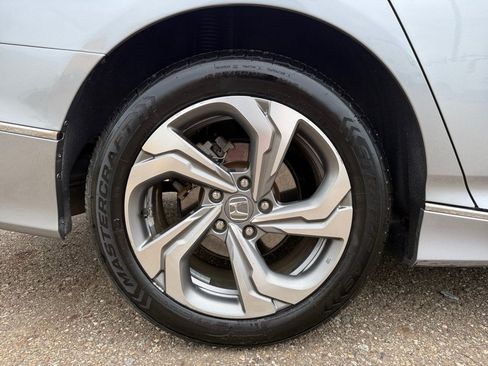 Used 2018 Honda Accord EX-L image 33