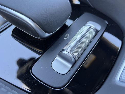 New 2026 Mercedes-Benz GLE 63 AMG S image 35