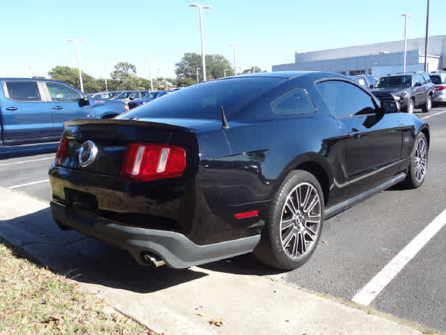 Used 2012 Ford Mustang GT Premium RWD image 5