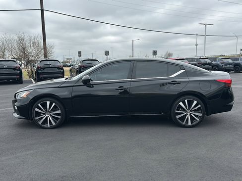 Used 2021 Nissan Altima 2.5 SR image 5