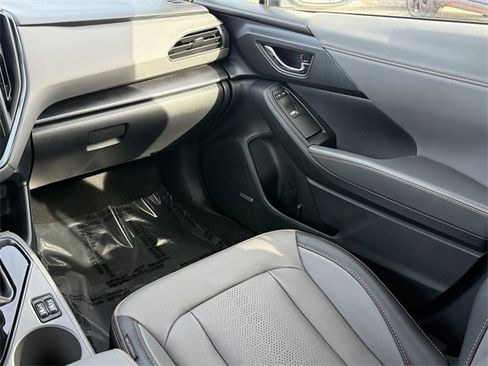 Used 2025 Subaru Crosstrek 2.5i Limited w/ Popular Package #3A image 13